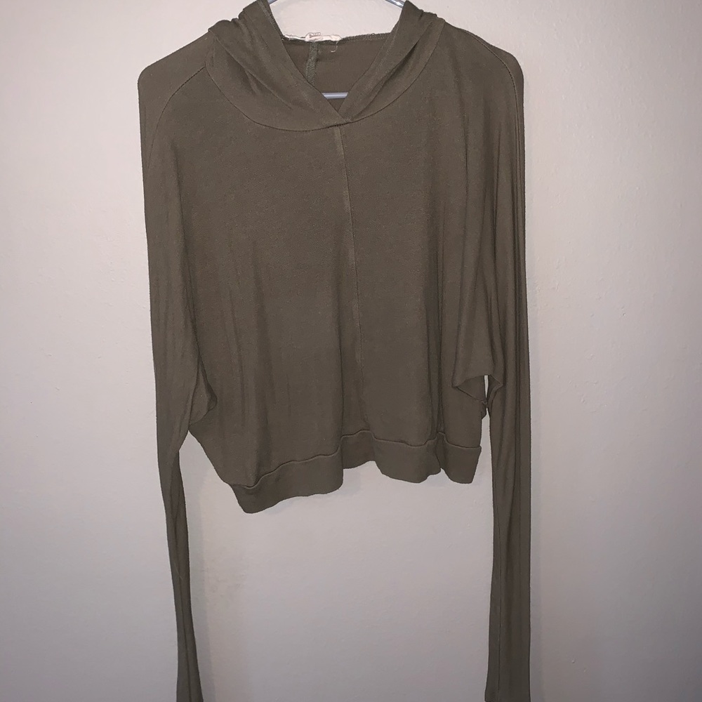 long sleeve cropped hoodie